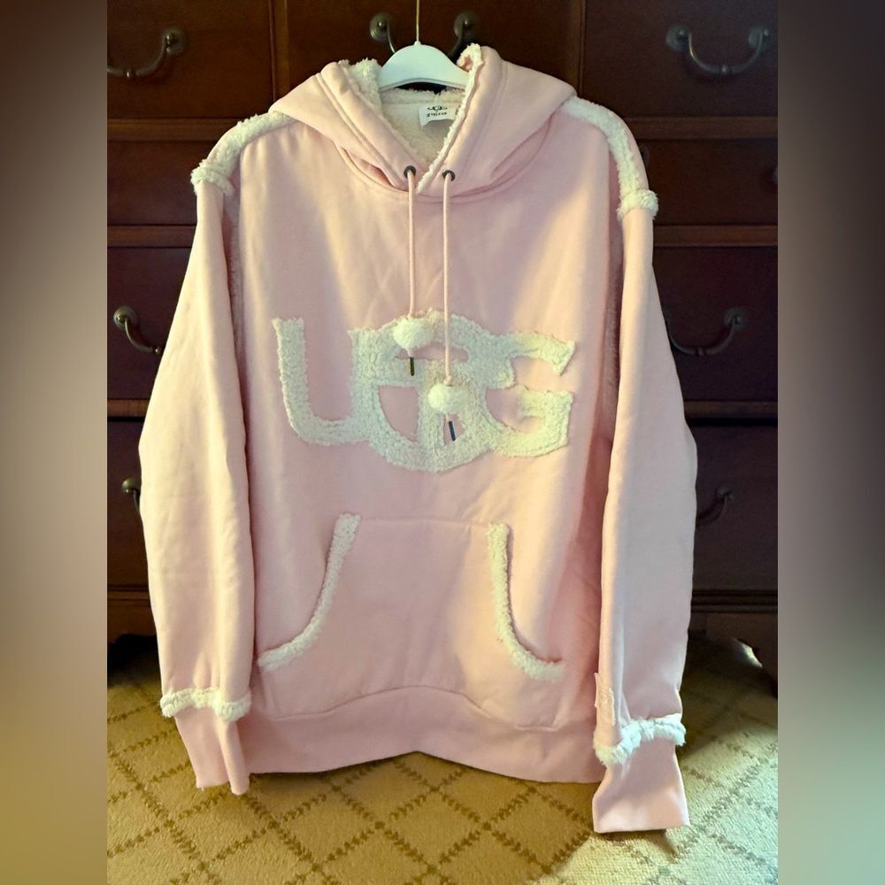Pale Pink Ugg and Telfar oversized sheepskin lining sweatshirt, hoodie NWOT XL